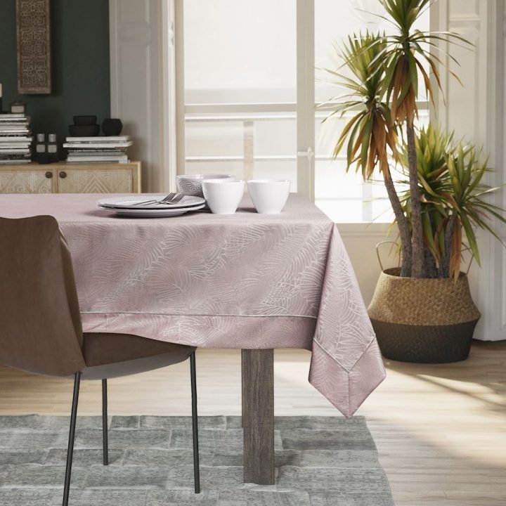 Staltiesė AmeliaHome Gaia 140 × 450 cm, pudrinės rožinės spalvos