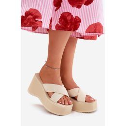 Moteriškos basutės su pleištiniu kulnu Step in style, smėlio