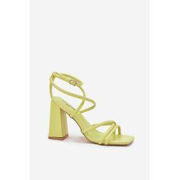 Aukštakulnės basutės su dirželiais Step in style – žalia