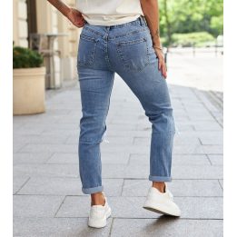 Moteriški mom fit džinsai su įplėšomis