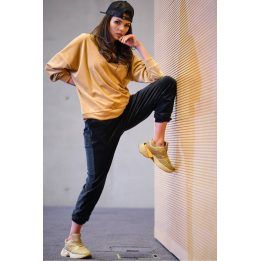 Juodos moteriškos tracksuit kelnės Awama