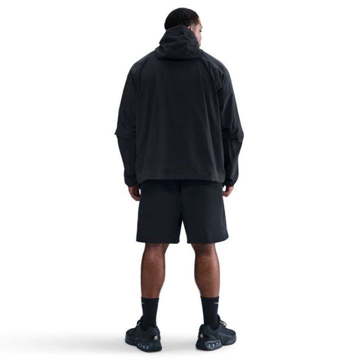 Šortai Nike Tech