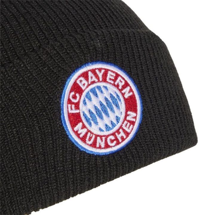 Megzta kepurė adidas FC Bayern