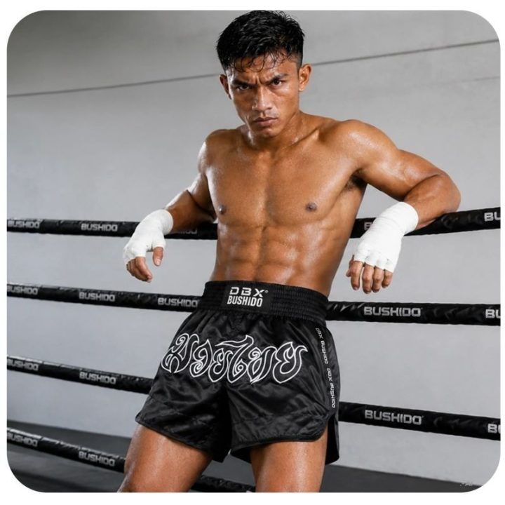 Vyriški Muay Thai šortai DBX Bushido V2 Combatwear, juodi