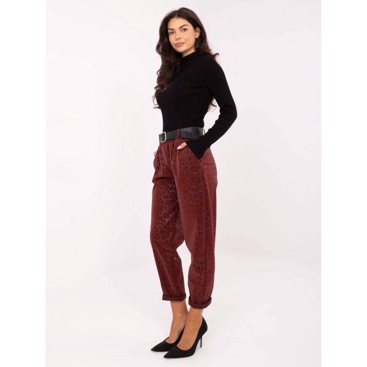 Moteriškos siaurėjančios kelnės Italy Moda, bordo