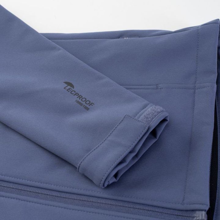 Moteriška softshell striukė su reguliuojamu gobtuvu Hi-Tec