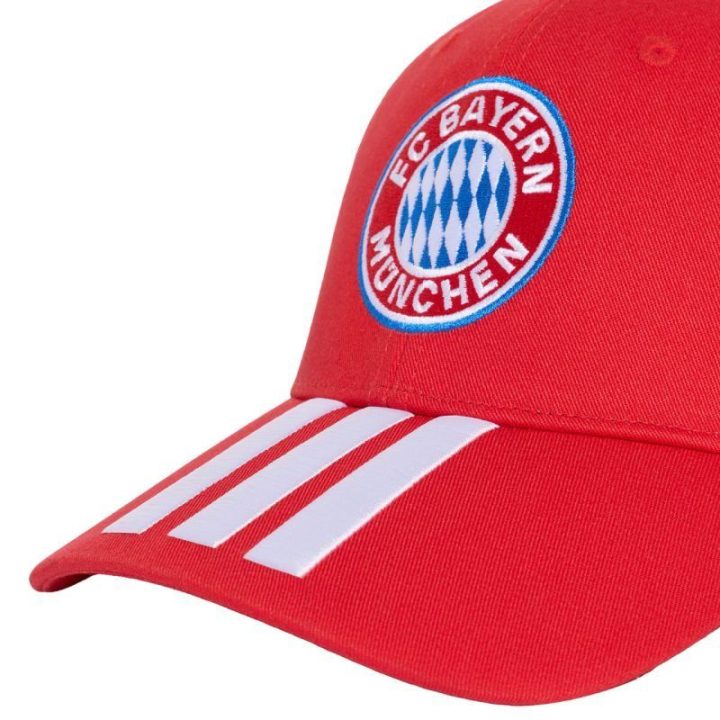 Kepurė su snapeliu adidas Bayern Monachium, raudona