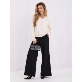 Moteriškas viskozės megztinis su V formos iškirpte Italy Moda, kreminis