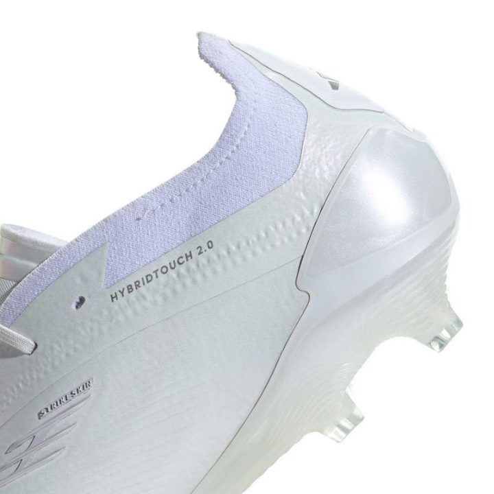 Futbolo bateliai FG adidas Predator Elite, balti