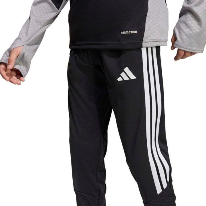 Vaikiškos treniruočių kelnės adidas Tiro 26, juodos ir baltos