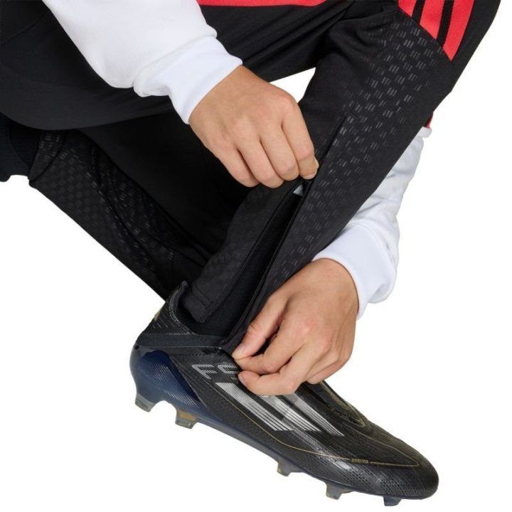 Vaikiškos kelnės adidas Tiro 26, juodos ir raudonos