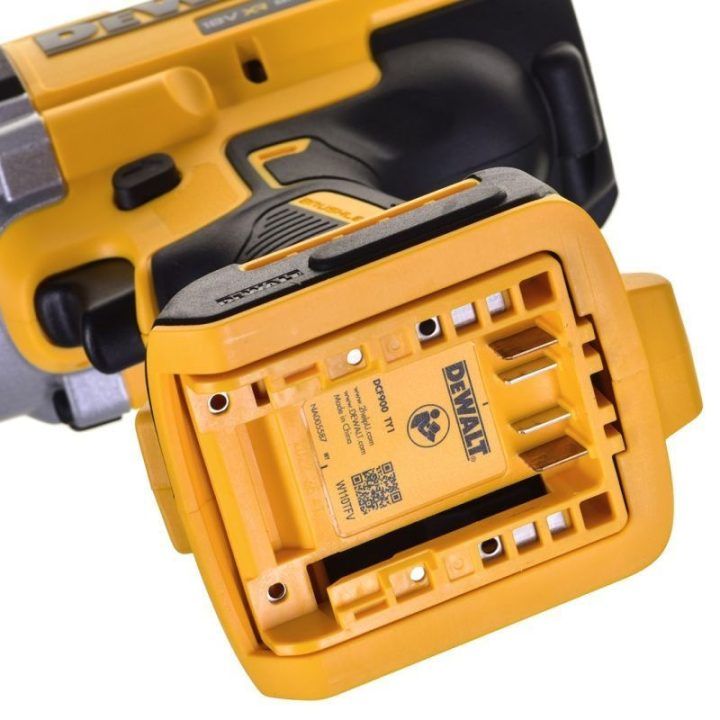 Smūginis veržliasukis DeWALT DCF900P2T-QW, geltonas