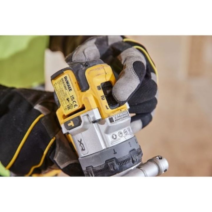 Smūginis gręžtuvas-suktuvas DEWALT DCD1007NT, 18 V, juodas ir geltonas