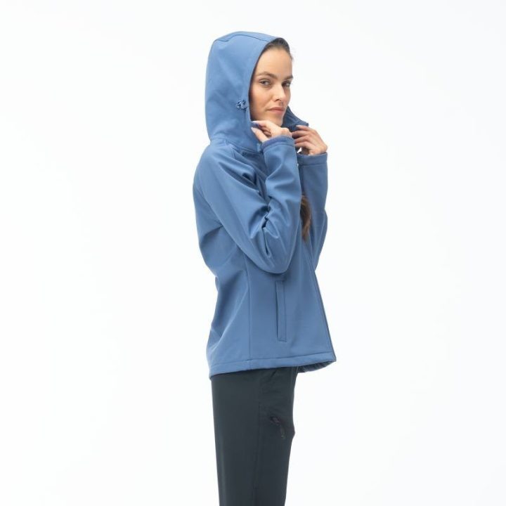 Moteriška softshell striukė su reguliuojamu gobtuvu Martes