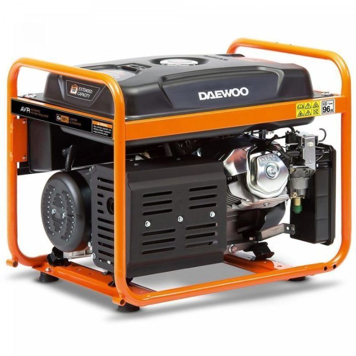 Benzininis generatorius Daewoo GDA 7500E, 6500 W, juodas ir oranžinis