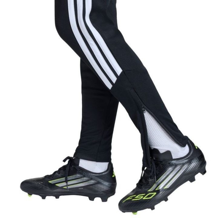 Vaikiškos futbolo kelnės adidas Tiro 26 League, juodos ir baltos