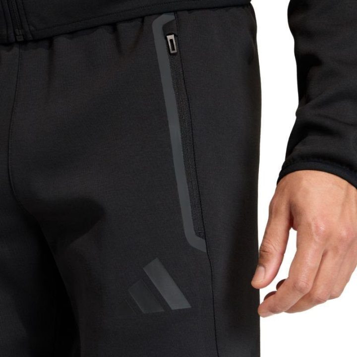 Vyriškos medvilninės kelnės adidas Tiro 26 Travel, juodos