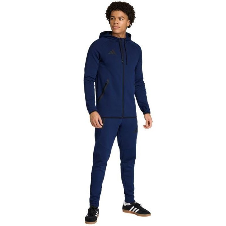 Vyriškos medvilninės kelnės adidas Tiro 26 Travel, tamsiai mėlynos