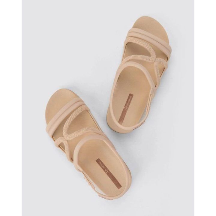Moteriškos basutės su neslystančiu padu Ipanema Walk Sandal