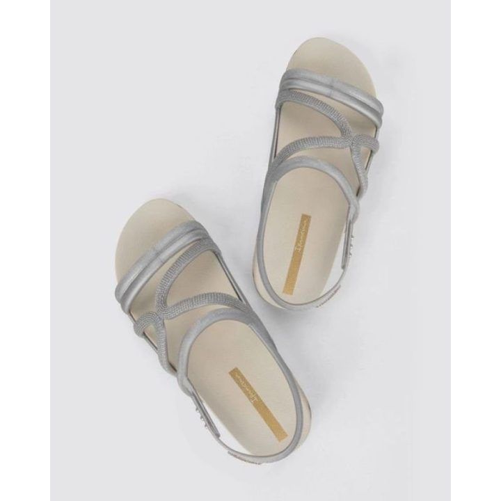 Moteriškos basutės Ipanema Walk