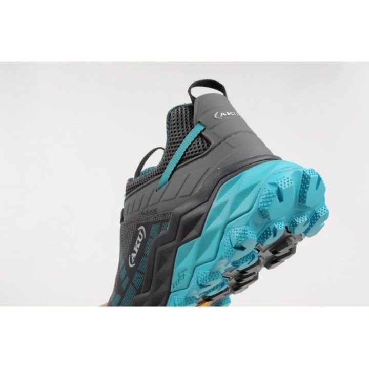 Moteriški žygio batai AKU Flyrock GORE-TEX, pilki ir mėlyni