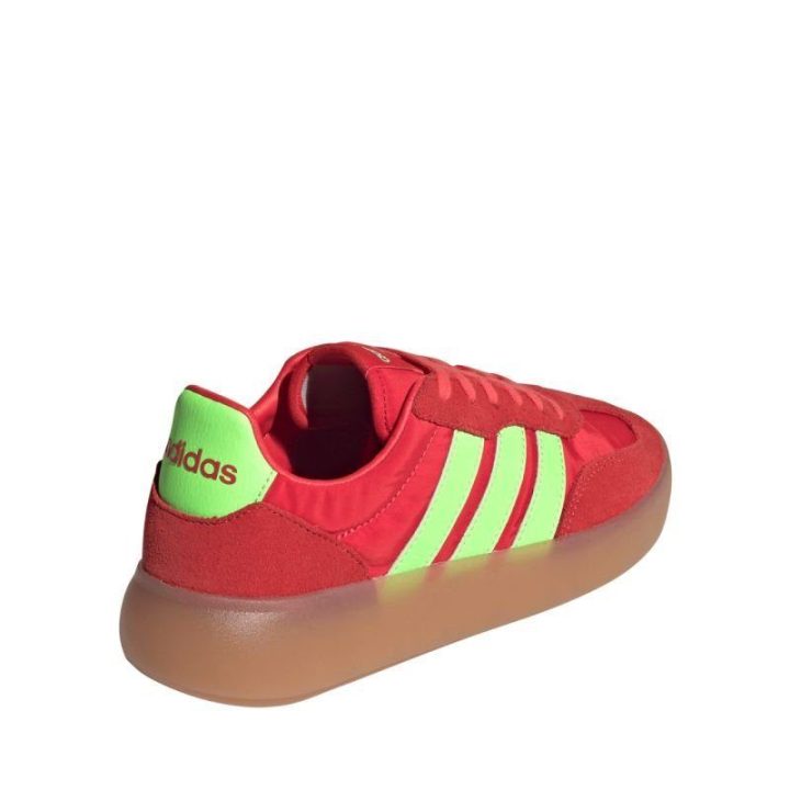 Moteriški sportbačiai adidas Barreda Decode, JR3539
