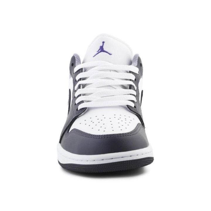 Vyriški sportbačiai Nike Air Jordan 1 Low, balti ir violetiniai