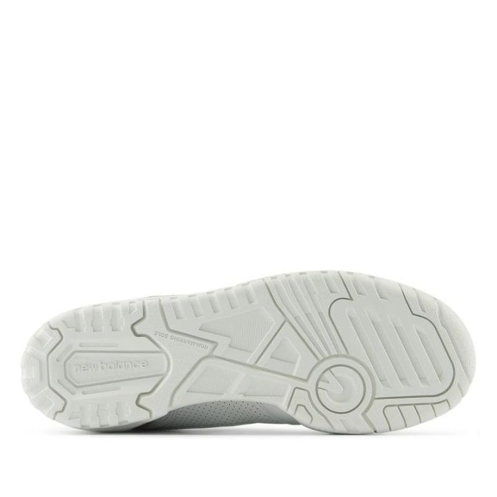 Moteriški krepšinio stiliaus sportbačiai New Balance BBW550