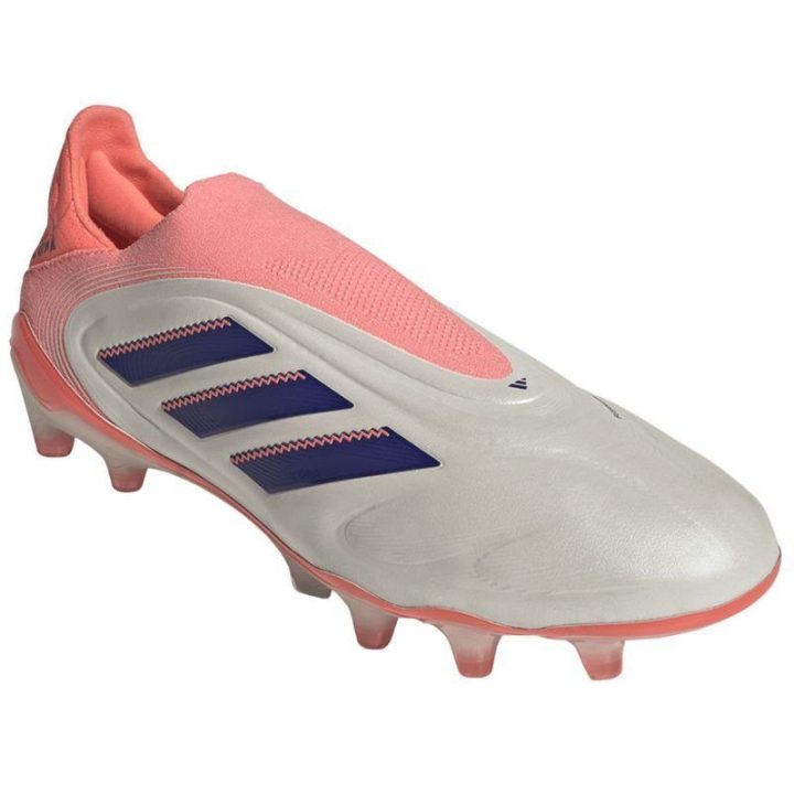 Futbolo bateliai natūraliai vejai adidas Copa Pure III Elite