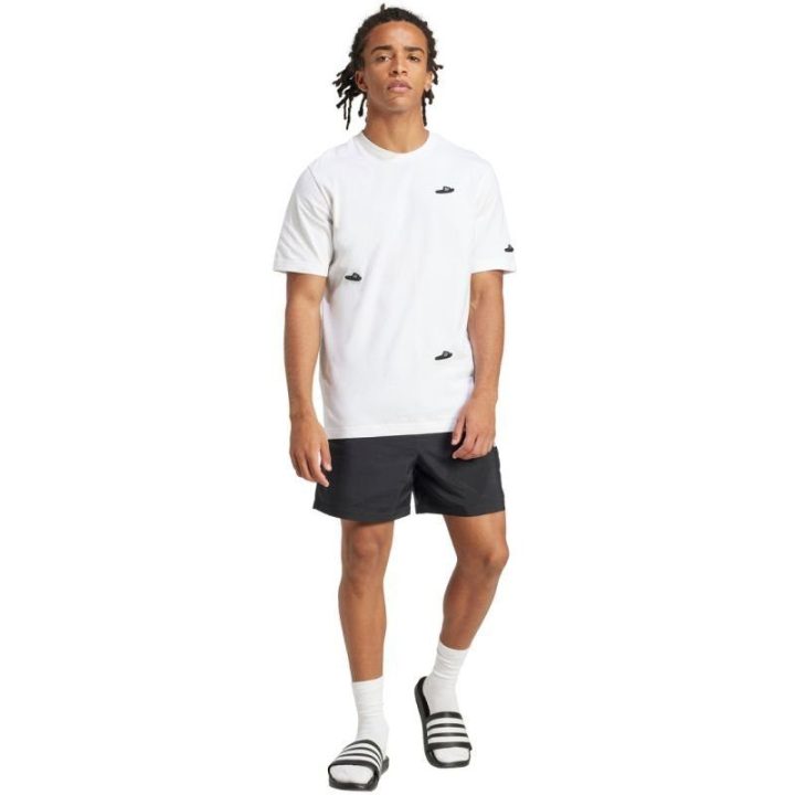 Vyriški šortai adidas Essentials Small Logo Chelsea, juodi