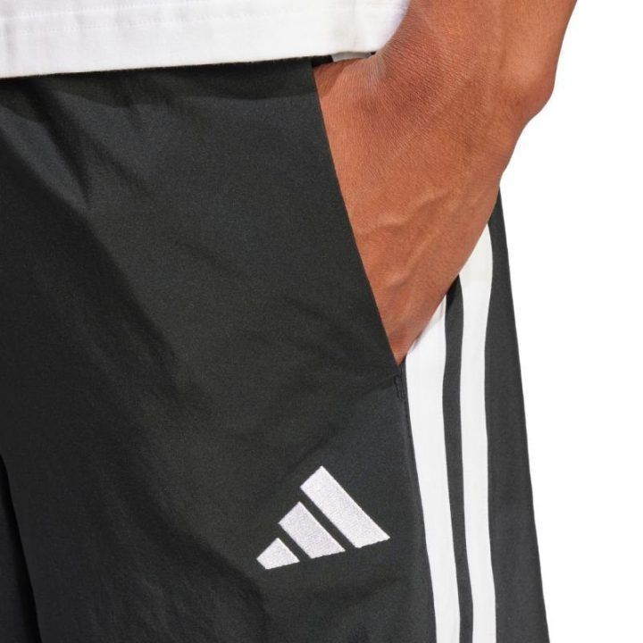 Vyriški šortai adidas Essentials 3-Stripes Chelsea, juodi