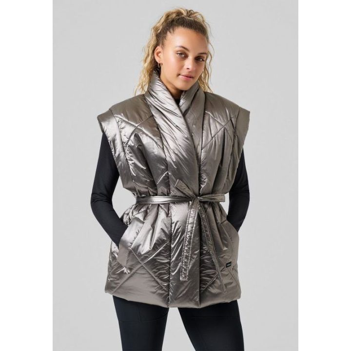 Apgaubiamo kirpimo dygsniuota liemenė CASALL Mellow Wrap Quilt, pilka