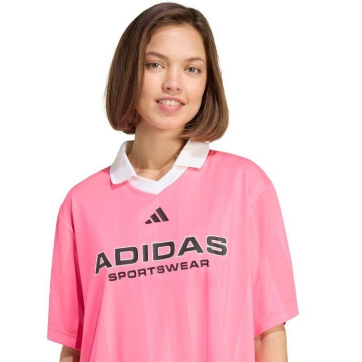 Moteriški laisvo kirpimo marškinėliai adidas Tiro Q4, rožiniai