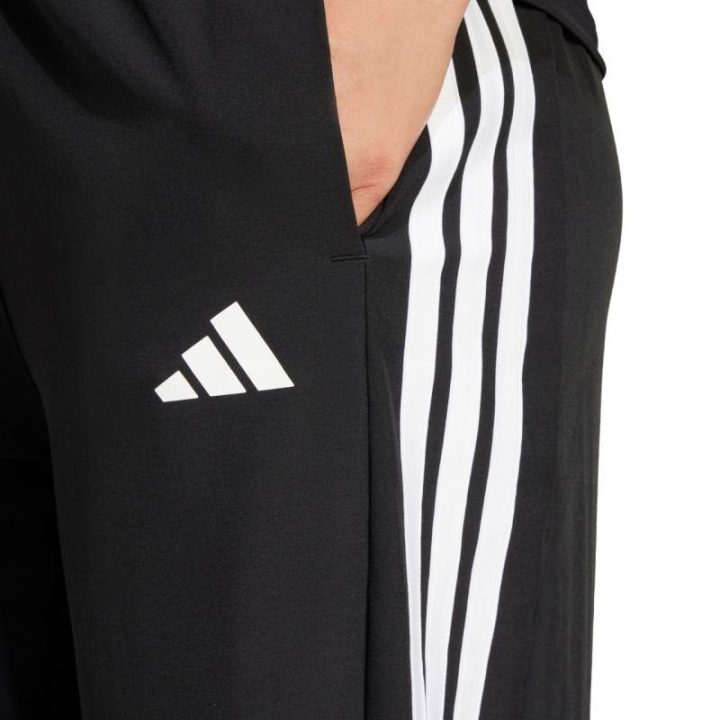 Moteriškos kelnės adidas Train Essentials 3-Stripes Woven, juodos
