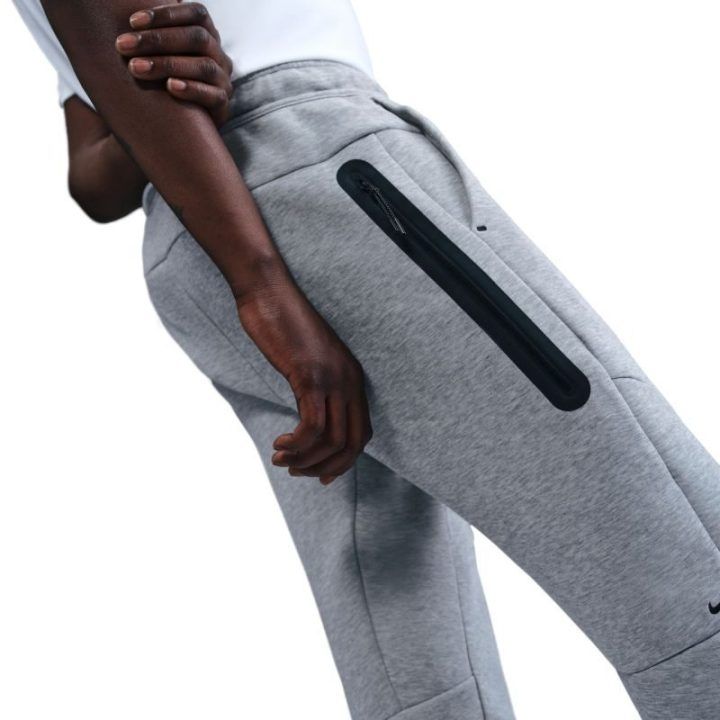 Vyriškos laisvo kirpimo sportinės kelnės Nike Techfit, pilkos