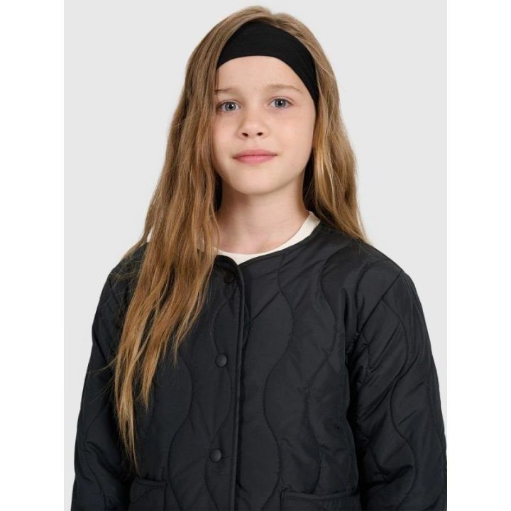 Dygsniuota striukė mergaitėms 4F, juoda