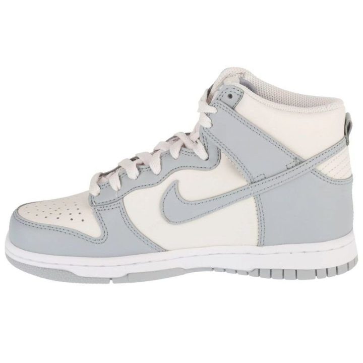 Moteriški sportbačiai aukštu auliuku Nike Dunk High