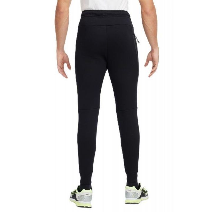 Vyriškos laisvo kirpimo sportinės kelnės Nike Techfit, juodos