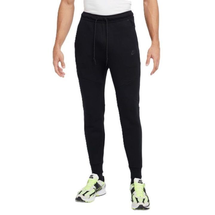 Vyriškos laisvo kirpimo sportinės kelnės Nike Techfit, juodos