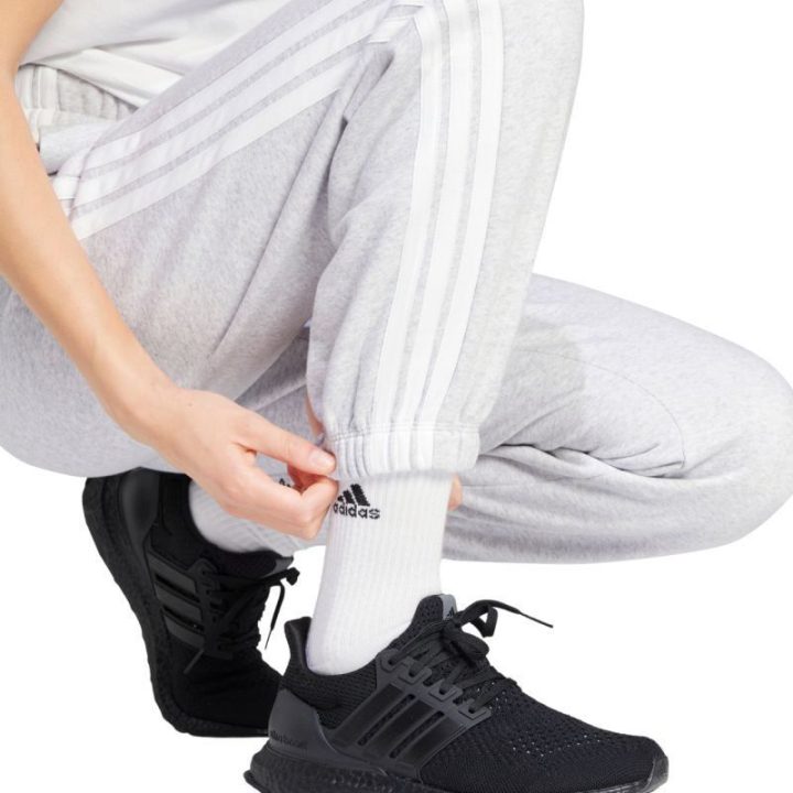 Moteriškos laisvo kirpimo kelnės adidas Essentials 3-Stripes