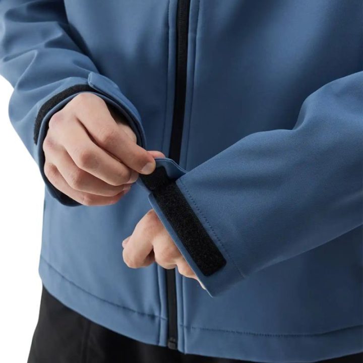 Vyriška softshell striukė 4F M324 su NeoDry membrana, džinsinė