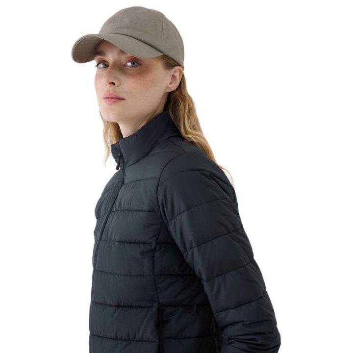 Moteriška prigludusio kirpimo striukė 4F F533, juoda