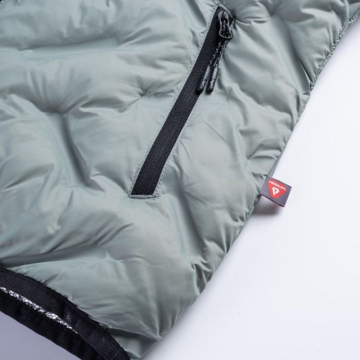 Moteriška dygsniuota striukė su PrimaLoft® užpildu Elbrus Huel