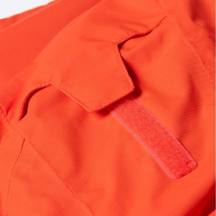 Moteriška pereinamojo sezono striukė su ActivGuard Plus® membrana Elbrus