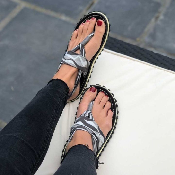 Moteriškos šlepetės su susukta juostele Gumbies Slingback