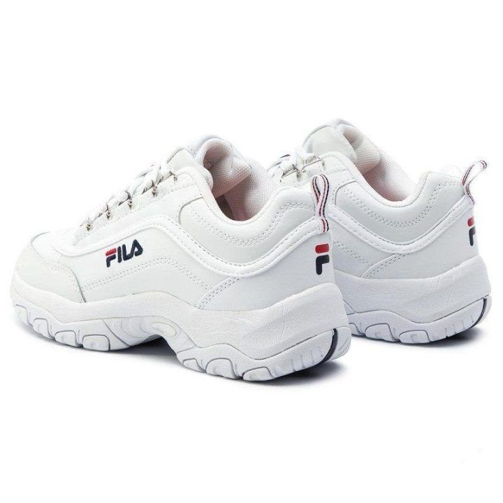 Moteriški suvarstomi sportbačiai FILA Strada Low, balti
