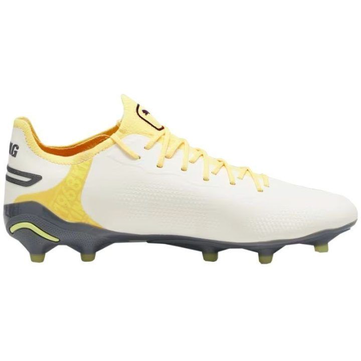 Vyriški futbolo bateliai su K-Better viršumi Puma King Ultimate FG/AG