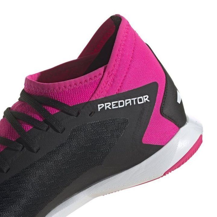 Vyriški salės bateliai adidas Predator Accuracy.3 IN, juodi ir rožiniai