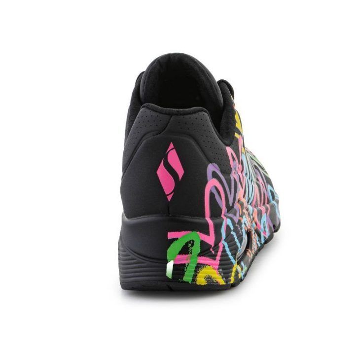Moteriški sportbačiai Skechers Highlight Love, juodi, įvairiaspalviai