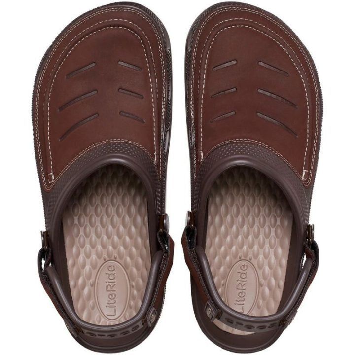Vyriškos klumpės su lipukais Crocs Yukon Vista II LR, rudos